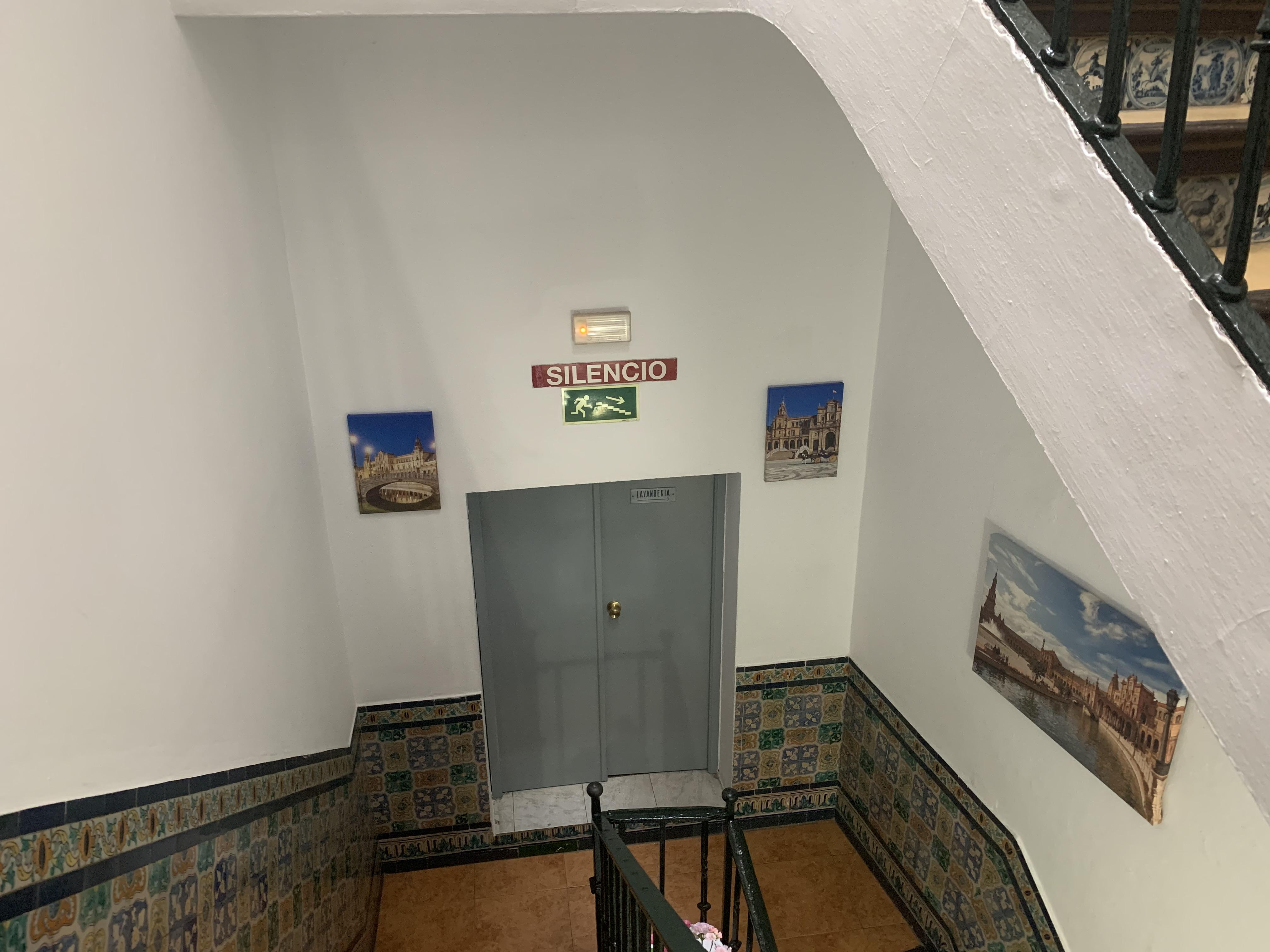 Hostal Alcobia Seville Exterior photo