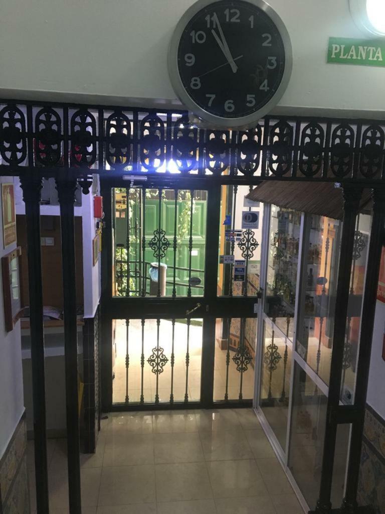 Hostal Alcobia Seville Exterior photo